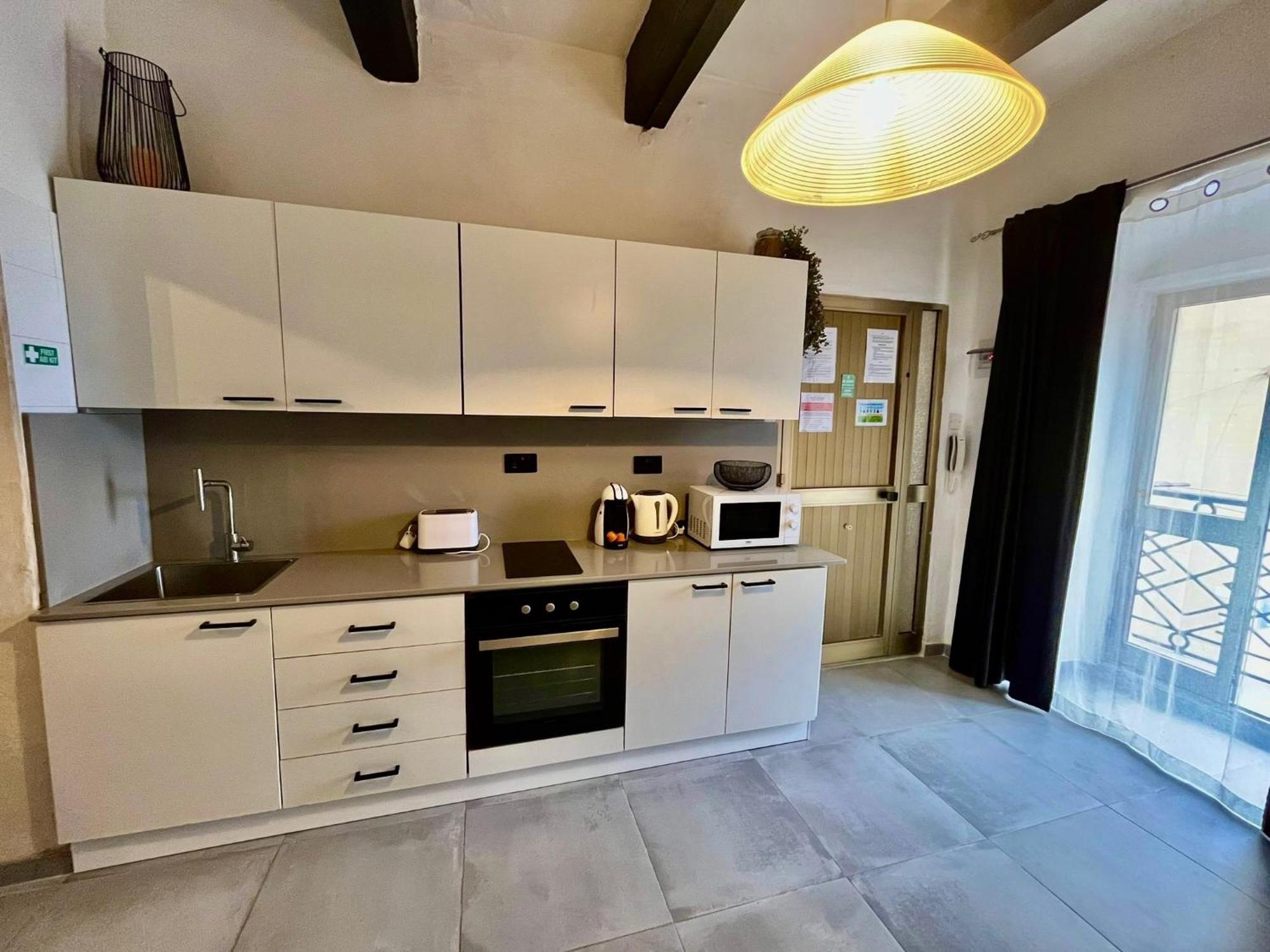 Cozy Flat. Swim Beach 2 Minutes Walk. The Old Valletta Mcri1-1 Valeta Exterior foto
